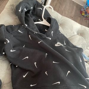 I’m selling sweaters shirts pants